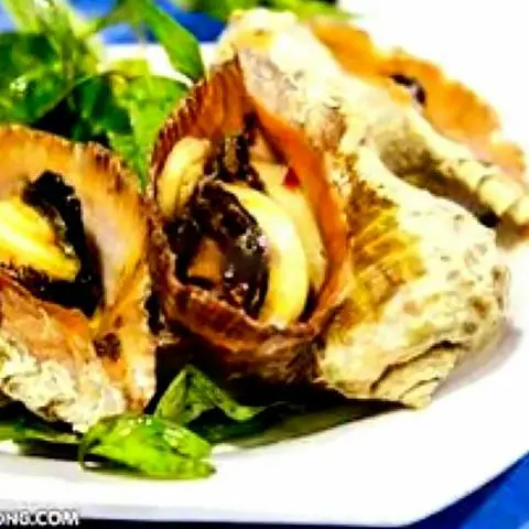 Hình ảnh Ốc miệng rộng nướng muối ớt