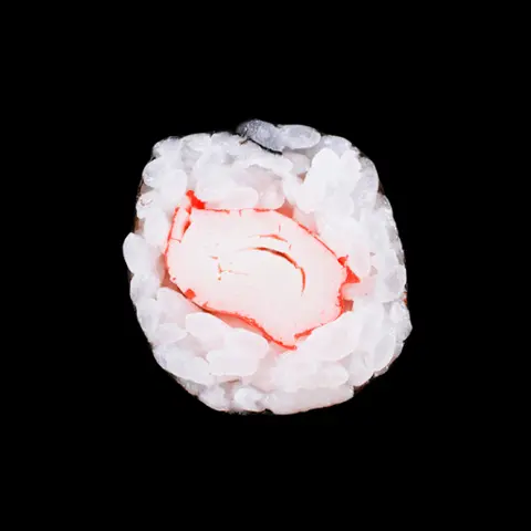 Hình ảnh Maki Surimi - Cơm Cuộn Thanh Cua (6 viên)