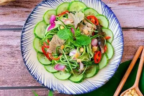 Hình ảnh Gỏi Dưa Leo Cá Sặc