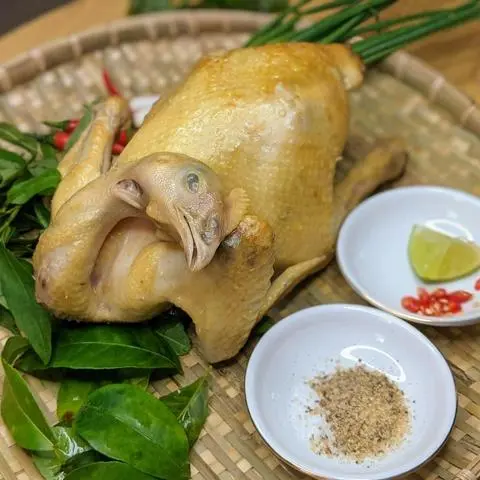 Hình ảnh Gà Hấp Muối Lá Chanh Nguyên Con + 1 Pepsi (kèm rau, dưa, muối chấm, bao tay)