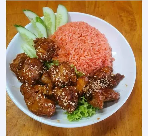 Hình ảnh CƠM GÀ VIÊN SỐT NƯỚC TƯƠNG HÀN QUỐC