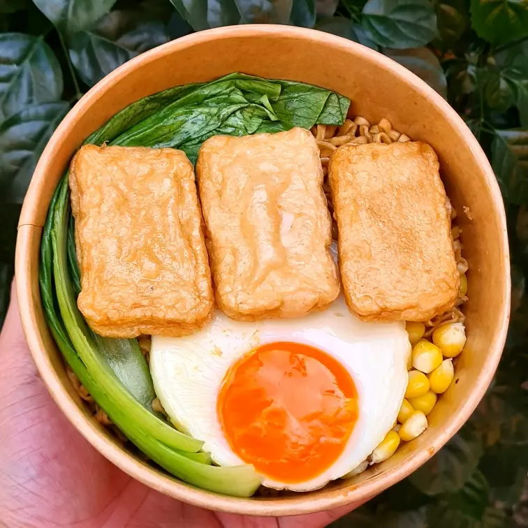 Hình ảnh Mì Trộn Đậu Hủ Cá Singapore