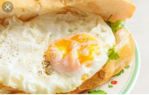 Hình ảnh Bánh mì ốp la
