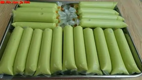 Hình ảnh combo 3 bịch sữa chua trà xanh