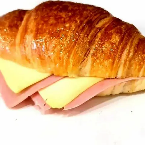 Hình ảnh Soft croissant with ham - cheese