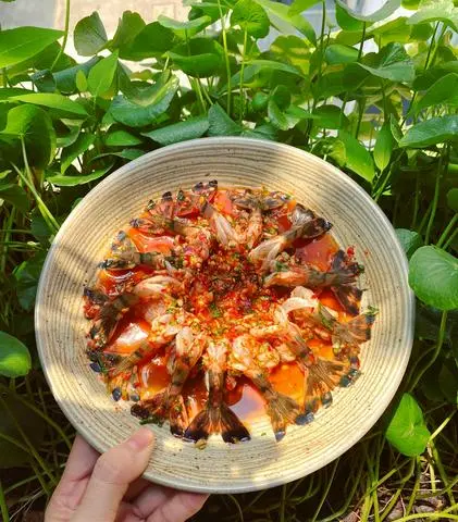 Hình ảnh Tôm sốt thái 239k  (3-4 người )
