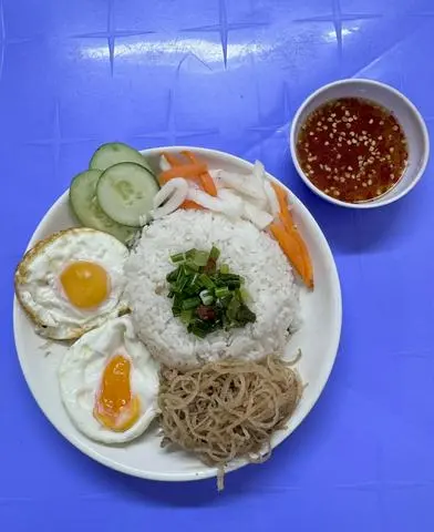 Hình ảnh Cơm Bì Trứng