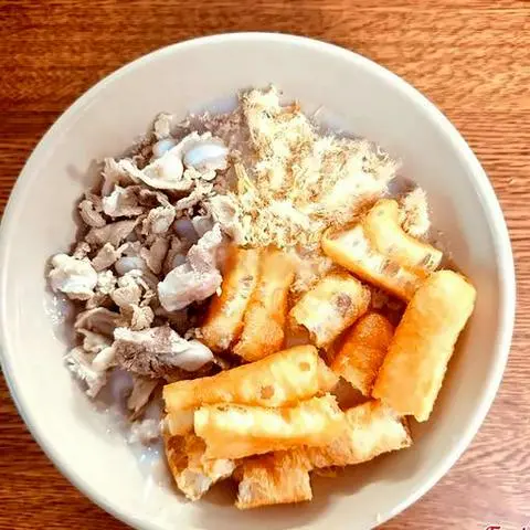 Hình ảnh Cháo sườn sụn - ruốc - quẩy