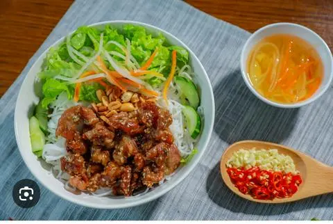 Hình ảnh bún thịt nướng 