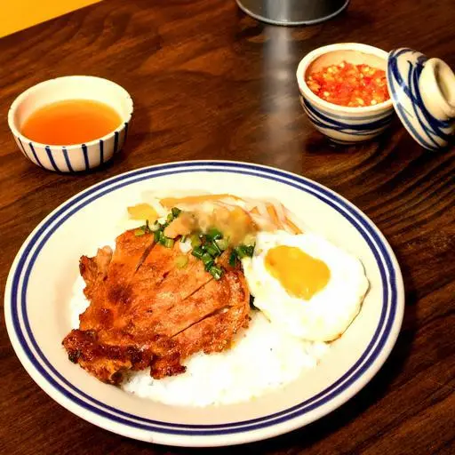 Hình ảnh Cơm tấm sườn trứng ốp la
