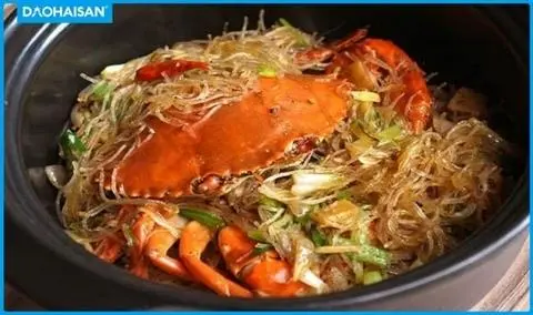 Hình ảnh Miến xào cua nguyên con ( Cua tầm 250g)
