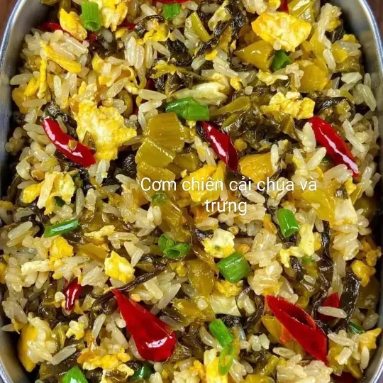 Hình ảnh Cơm chiên cải chua và trứng 