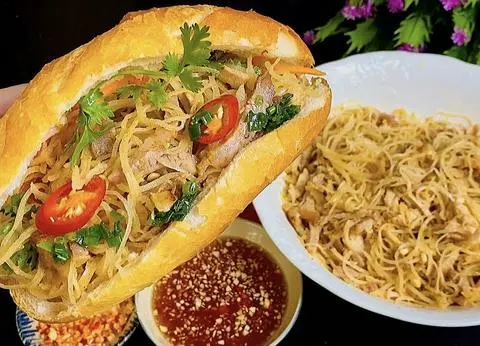 Hình ảnh Bánh Mì Bì Thịt