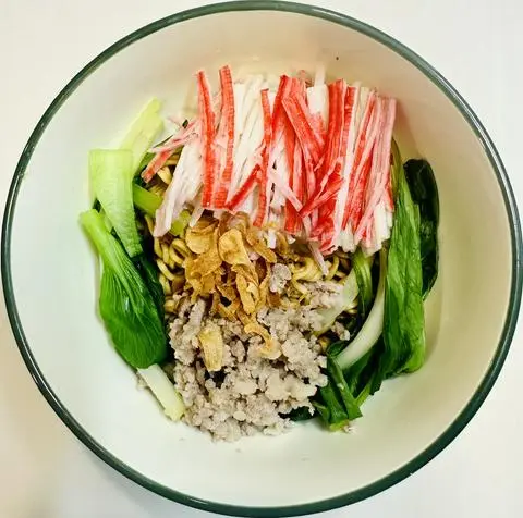 Hình ảnh  Mì khô heo bằm thanh cua
