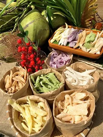 Hình ảnh Mứt Dừa Non Dẻo Đường Phèn Ít Ngọt 500Gr