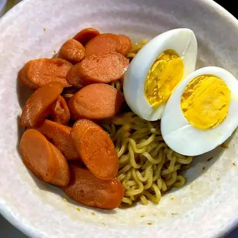 Hình ảnh Trứng luộc thêm