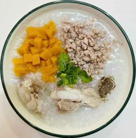 Hình ảnh Cháo sườn bí đỏ