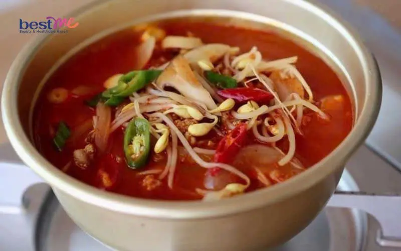 Hình ảnh Canh Bò Cay Giá Đỗ Hàn Quốc