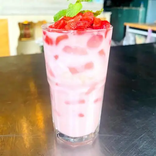 Hình ảnh Yaourt đá dâu dầm