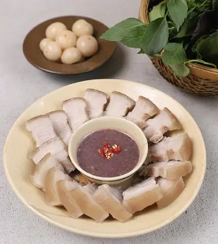 Hình ảnh Thịt luộc mắm tôm+ cơm + canh