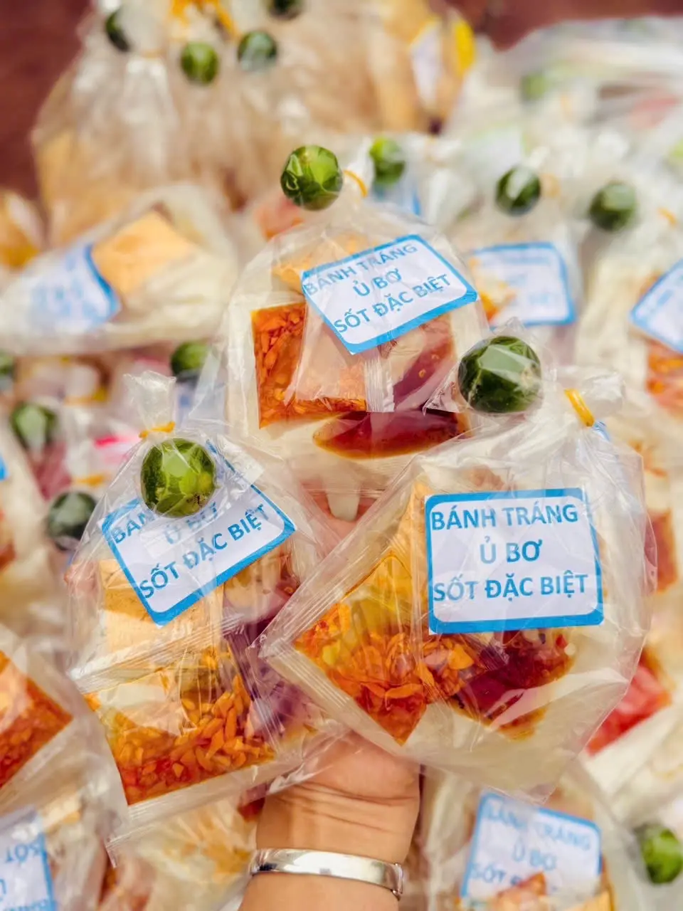 Hình ảnh Bánh Tráng Phơi Sương Sốt Đặc Biệt 
