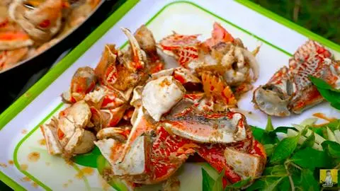 Hình ảnh càng cúm xào sate