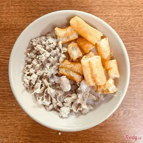 Hình ảnh Cháo sườn sụn - thịt - quẩy