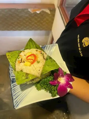 Hình ảnh Cơm lá sen chay