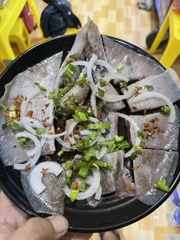 Hình ảnh Lẩu cá đuối Vũng Tàu ( con 2,5 gam)