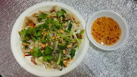Hình ảnh Gỏi tai heo