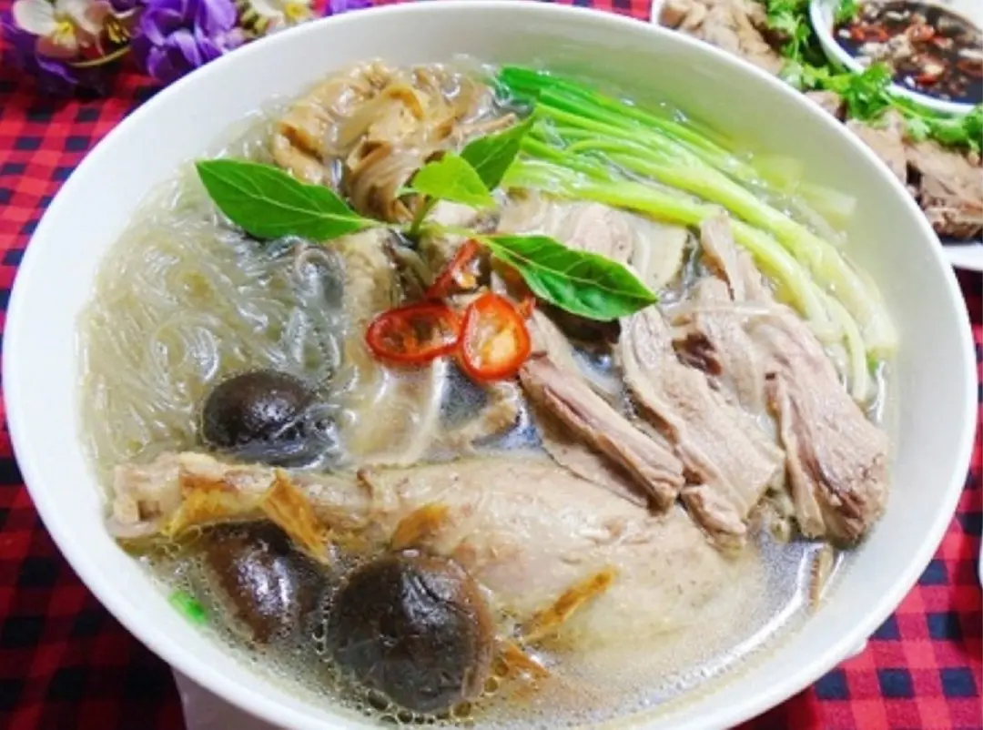 Hình ảnh Bún măng đùi