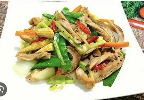 Hình ảnh Bao tử xào tiêu xanh