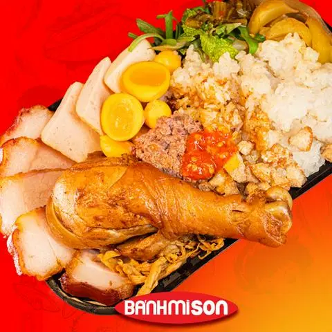 Hình ảnh Xôi Son thập cẩm, đùi gà, trứng gà non