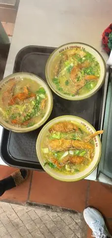 Hình ảnh Bánh đa đỏ cá