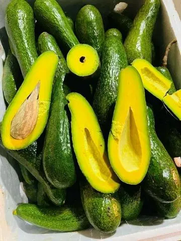 Hình ảnh Bơ 034 (2-3 trái/kg)