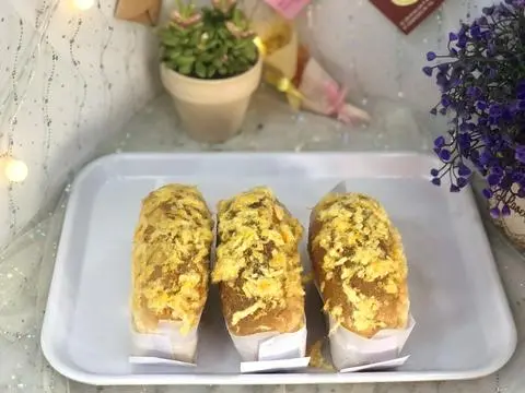 Hình ảnh Bánh Mì Phô Mai Tan Chảy 