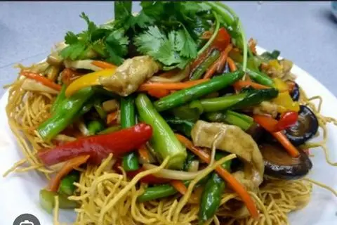 Hình ảnh Mì Ý Sốt Kem Rau Củ