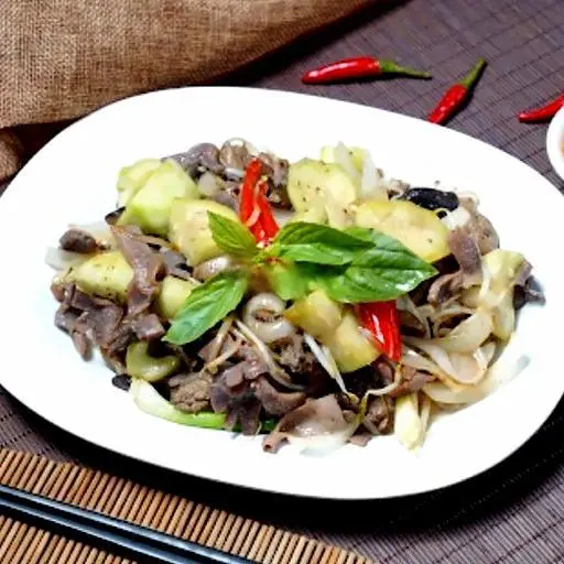 Hình ảnh Lòng mề xào mướp 