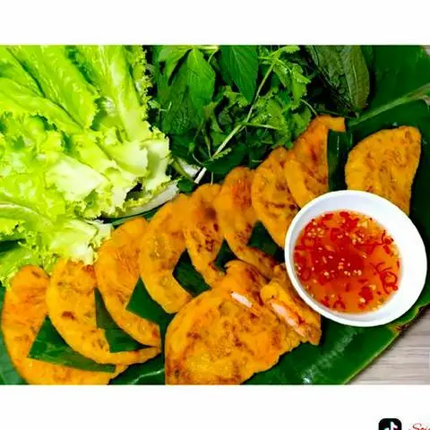 Hình ảnh 5 cái bánh xèo tôm thịt