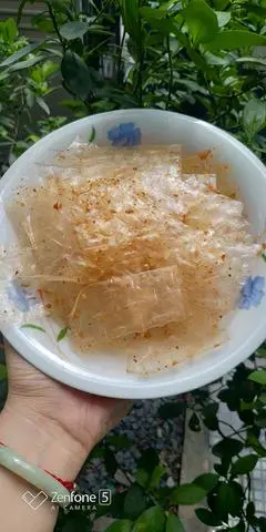 Hình ảnh Lá vuông trộn tỏi phi
