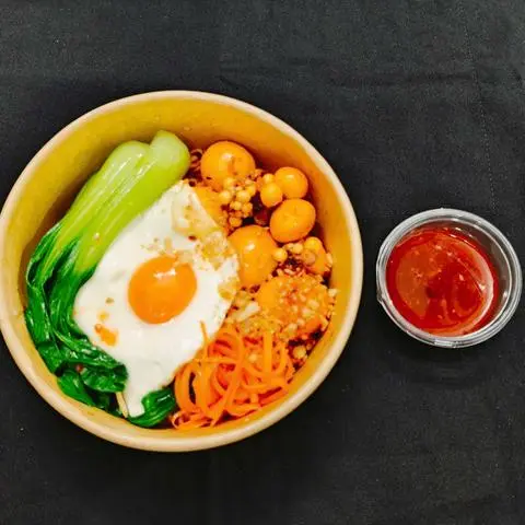 Hình ảnh MÌ TRỘN TRỨNG GÀ NON