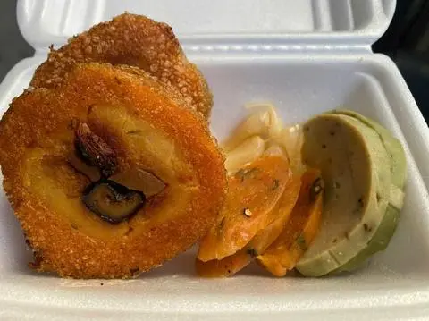 Hình ảnh Bánh tét chiên