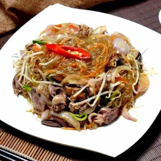 Hình ảnh Lòng mề vịt xào mì/miến 