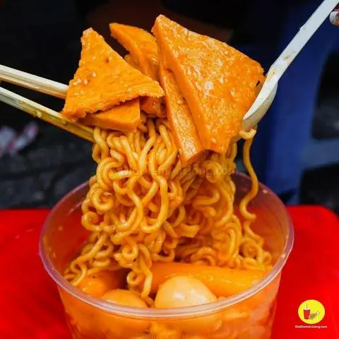 Hình ảnh Mì Tokbokki Sốt Cay