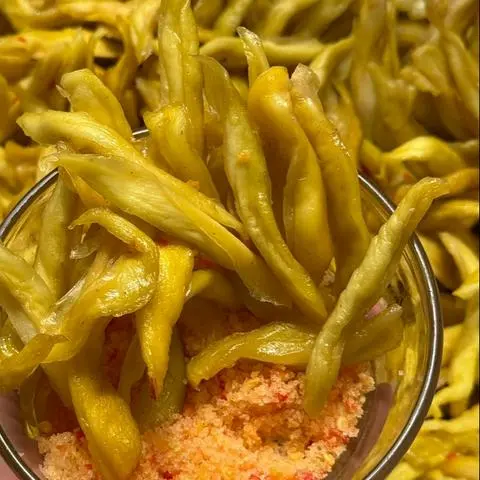Hình ảnh Xoài non sấy muối ớt (350g) 
