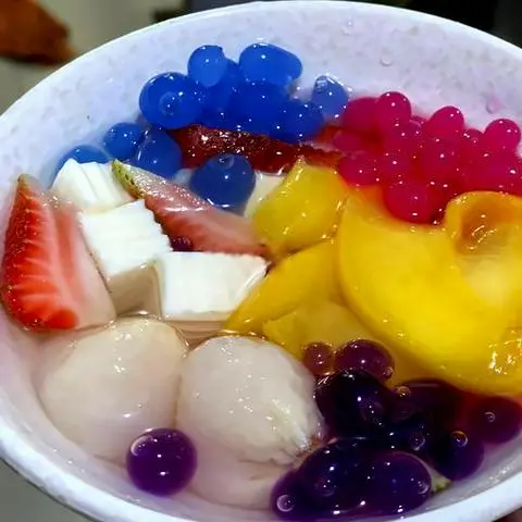 Hình ảnh 2 bánh flan 2 khúc bạch