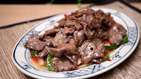 Hình ảnh Cơm bò sốt tiêu đen
