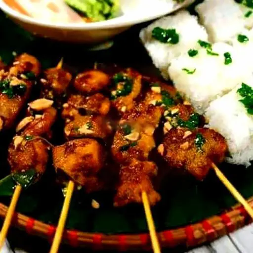 Hình ảnh Bánh Hỏi Thịt Nướng + Chả Giò + Bì