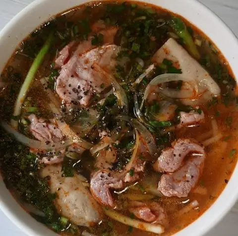 Hình ảnh Bún Bò Tái Chả