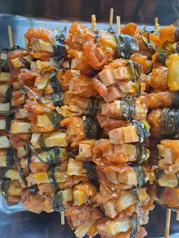 Hình ảnh 3 cây Thịt lụi chay/ Xiên que
